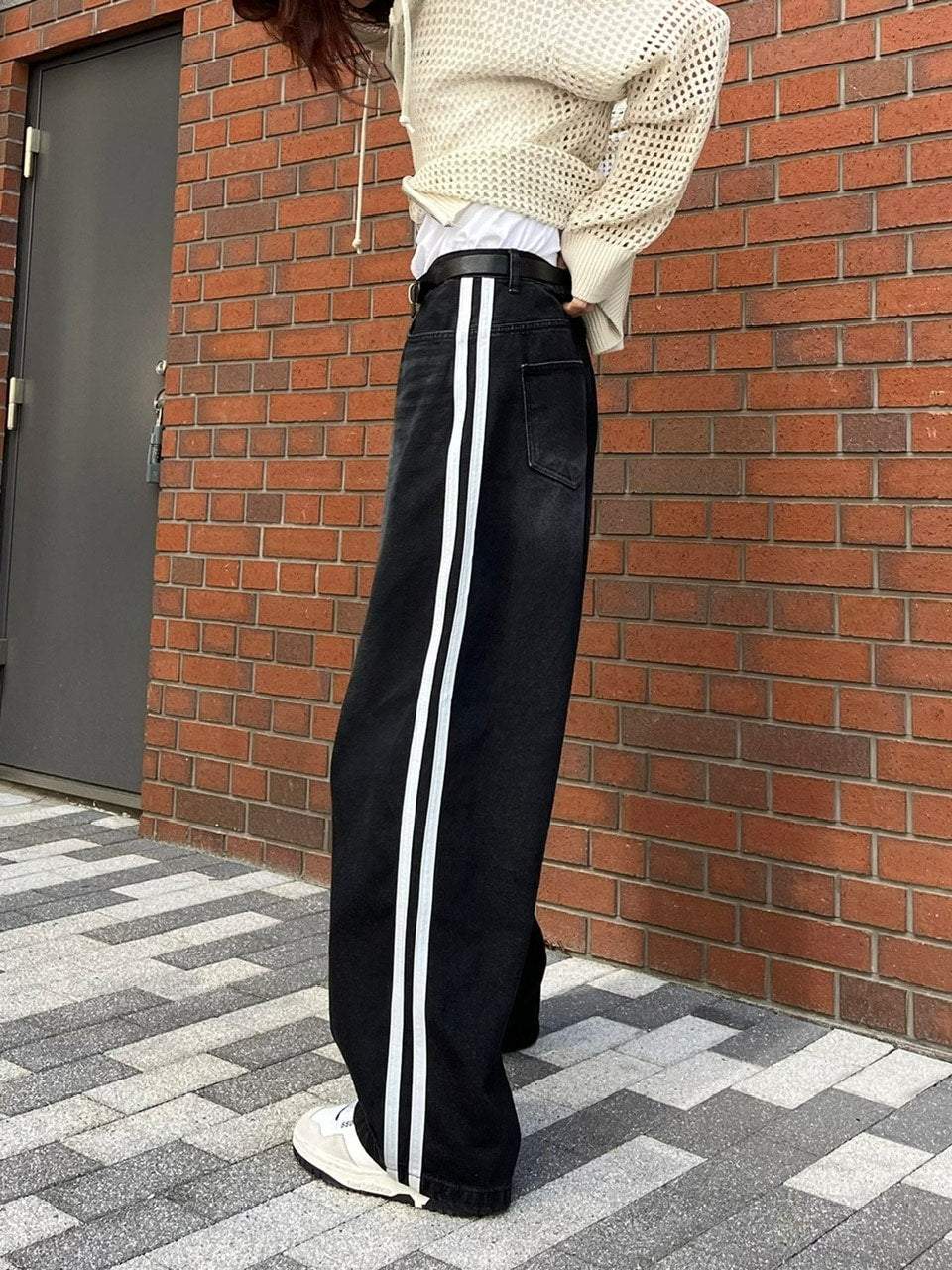 受注制【Chikashitsu +】oversized side line denim pants (2color)