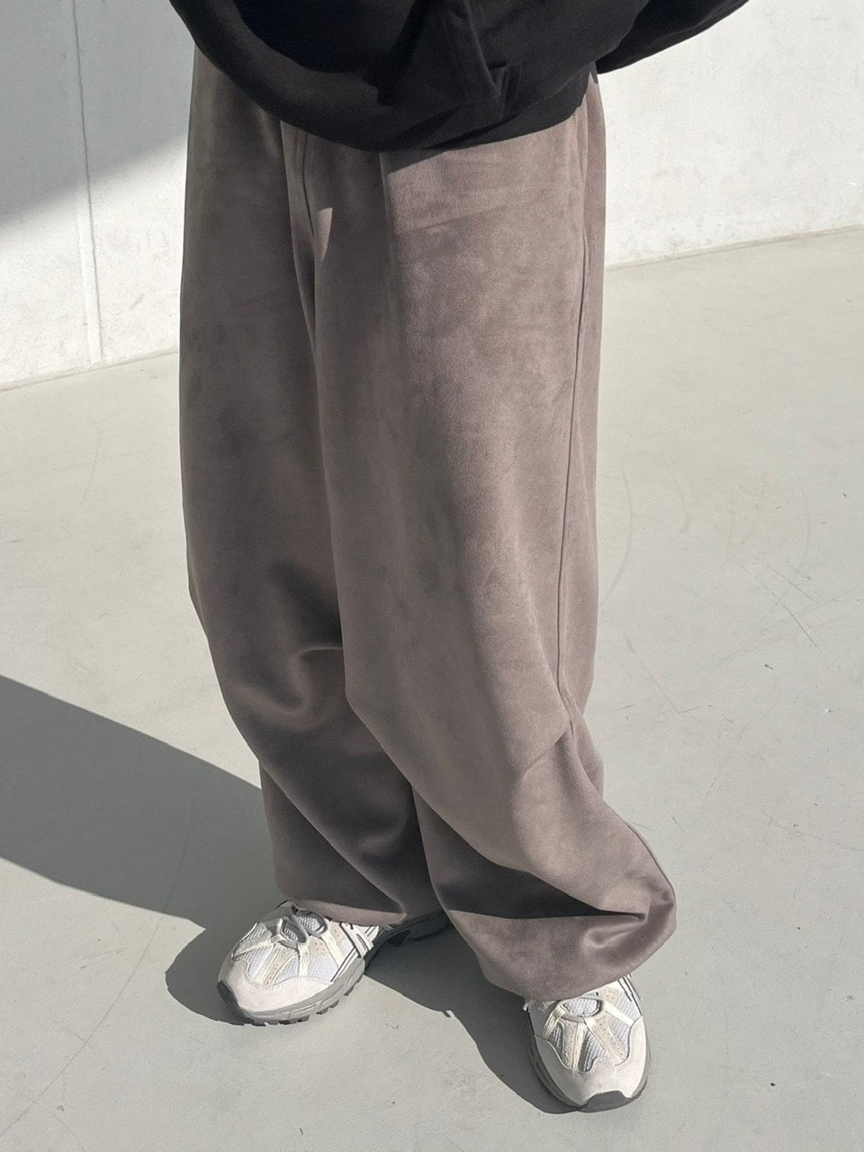 受注制【youll】tuck suede jogger pants (2color)