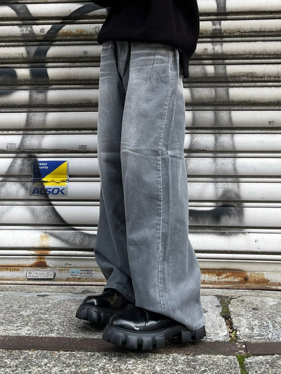 受注制【Chikashitsu +】vintage wash wide corduroy pants (2color)
