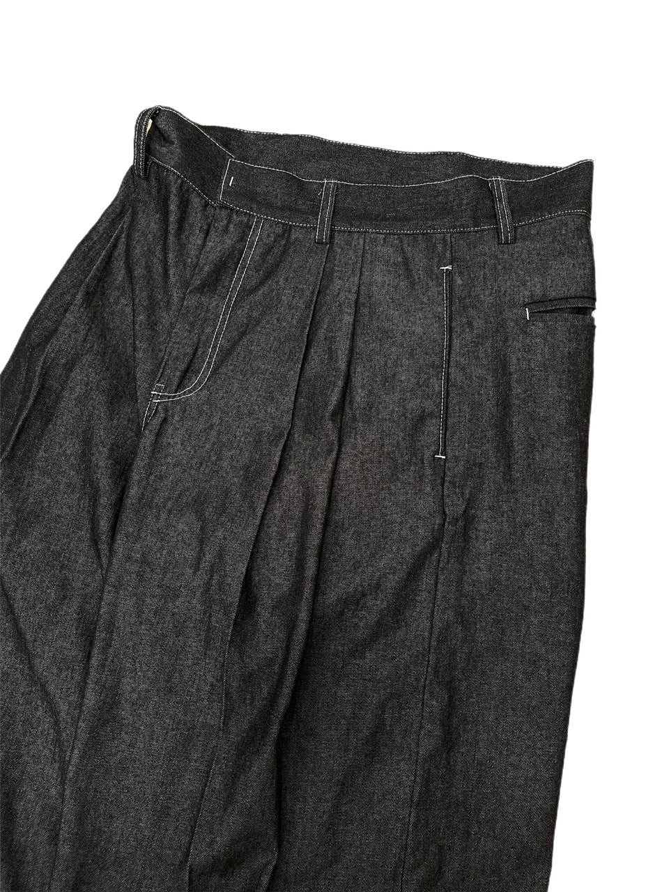 受注制【Chikashitsu +】2tuck denim slacks (2color)