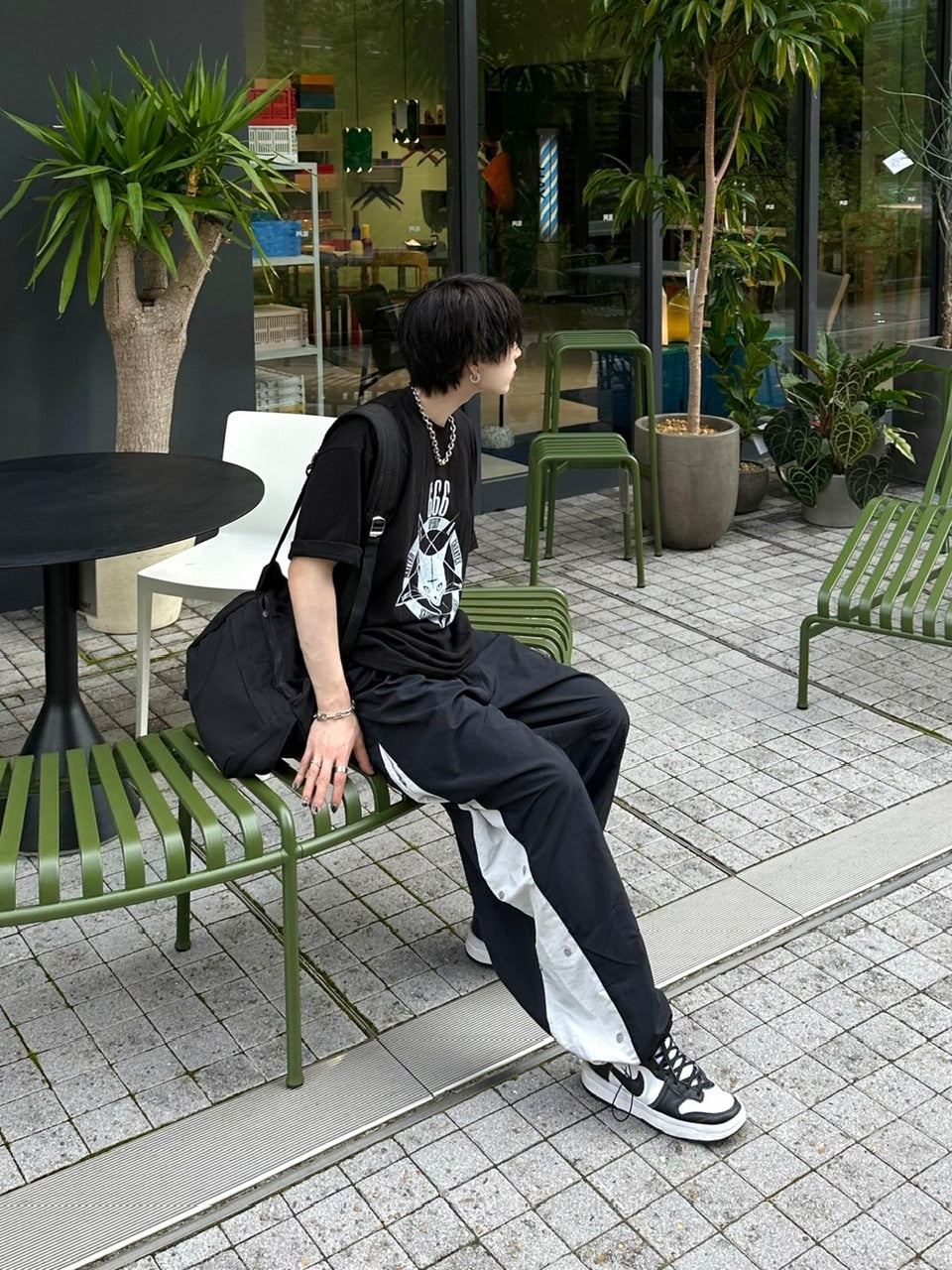 大阪店WEB限定受注制【Chikashitsu +】snap nylon ballon pants (2color)