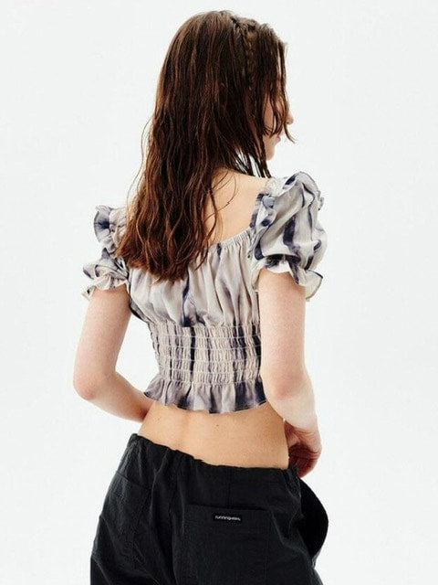 【runningHIGH】PUFF SLEEVE CROP BLOUSE