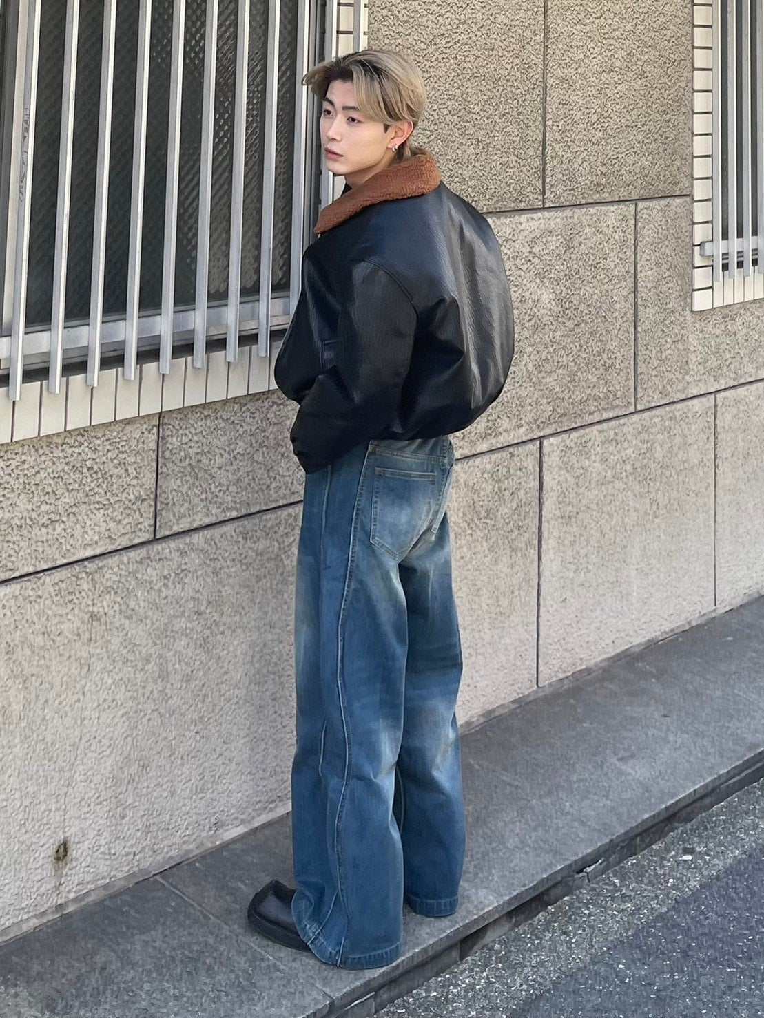 【Chikashitsu +】side wave design denim pants