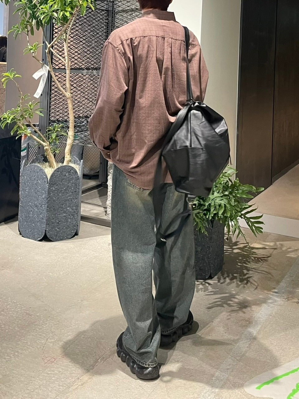 受注制【Chikashitsu +】2way vegan leather pocket bag / 【チカシツプラス】ツーウェイヴィーガンレザーポケットバッグ