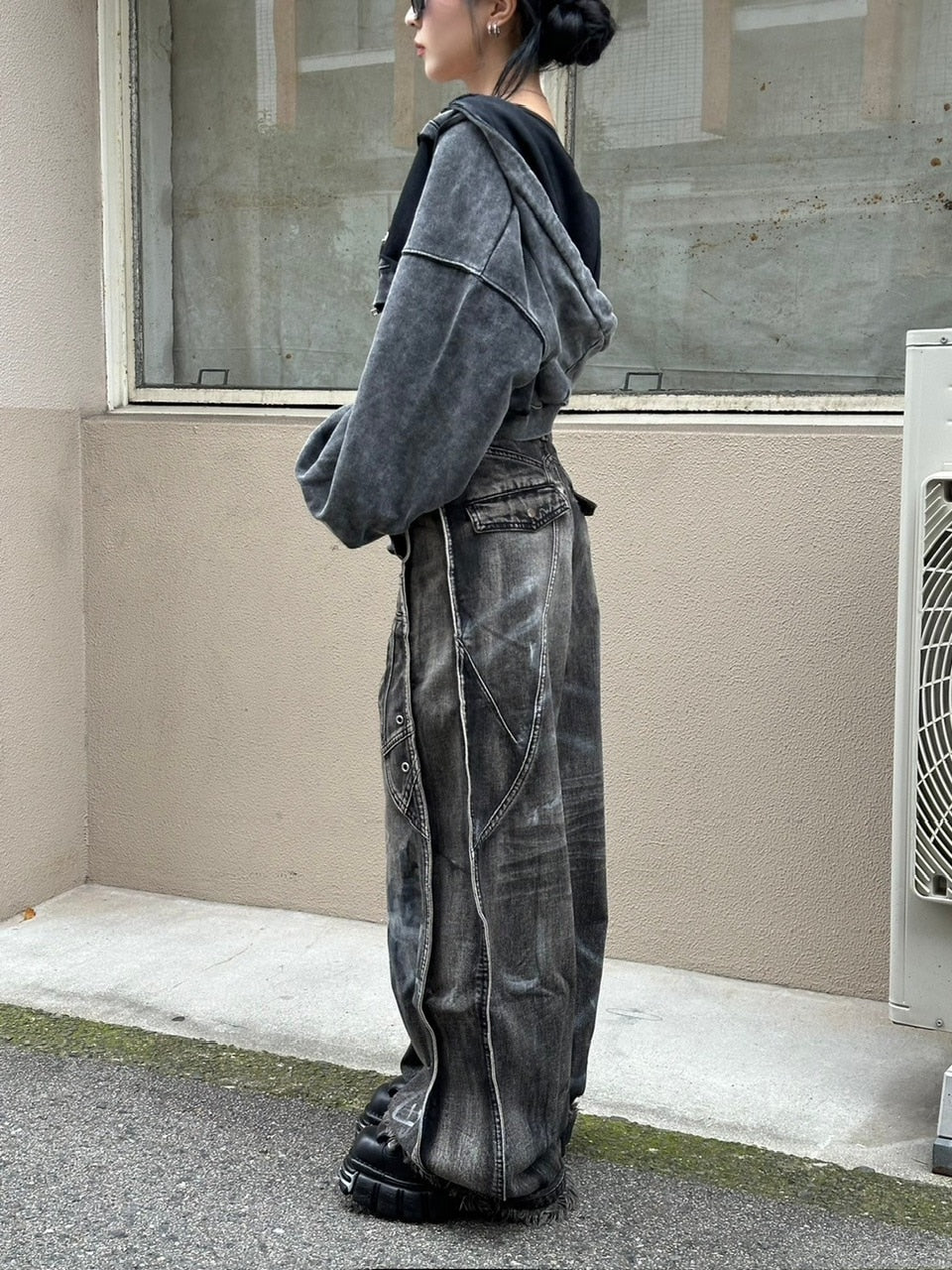 【Never mind the XU】washed crop zipup hoodie