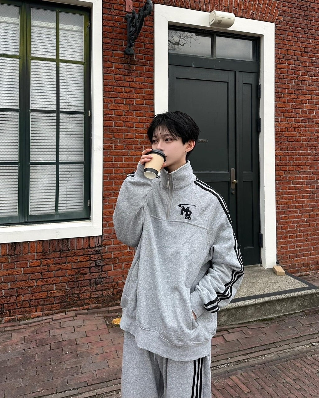 国際配送【LUV CODE】half zip line sweat shirt