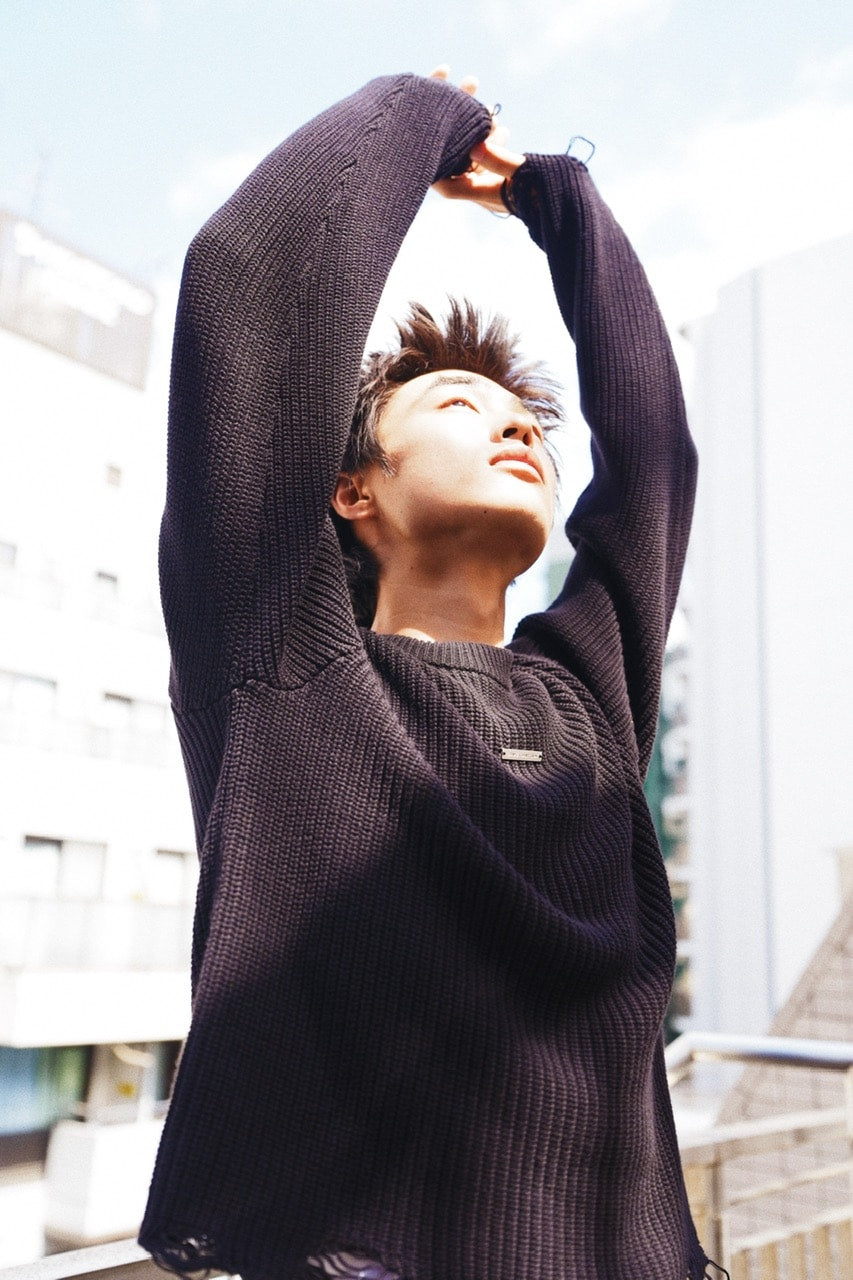 【CS】mock neck damage knit (black)