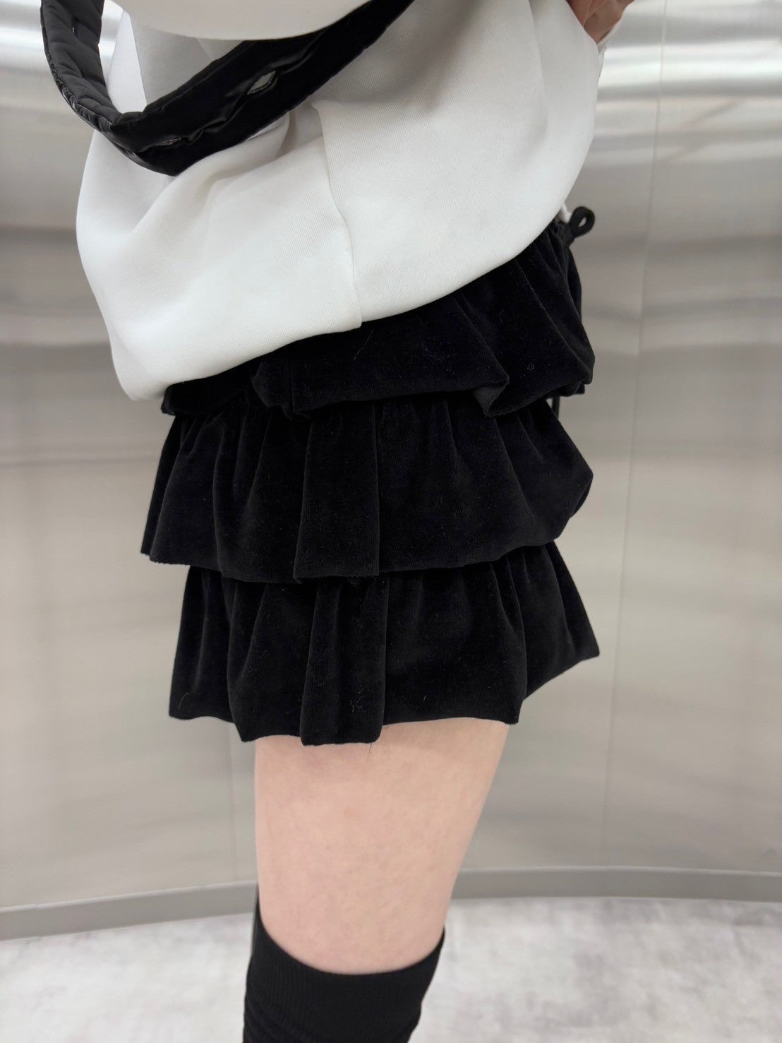 受注制【nmtc +】velours frill skirt (4color)