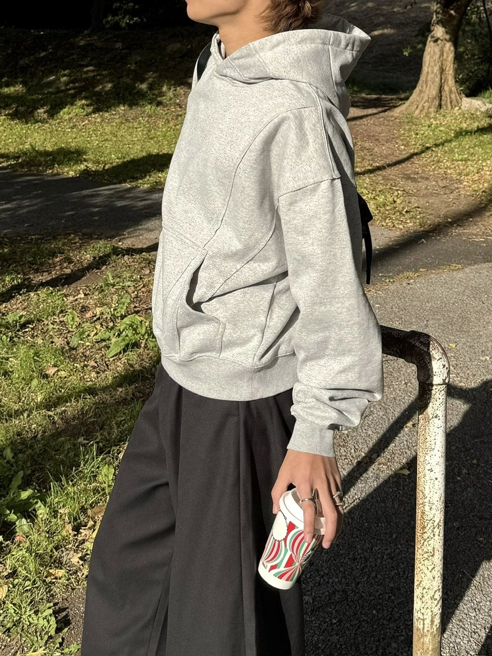 国際配送【RENOL】design cropped hoodie (2color)