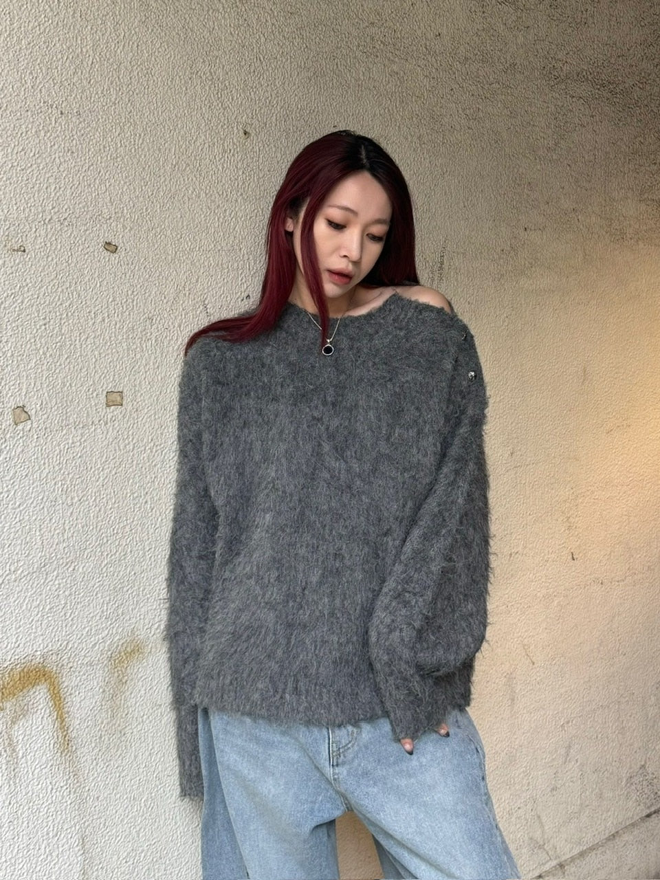 【Chikashitsu +】half off shoulder button knit (3color)
