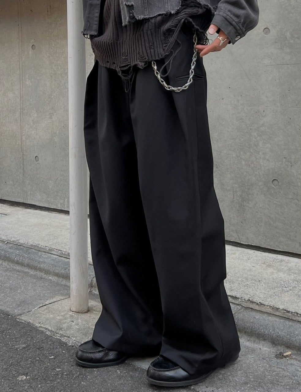 大阪店WEB限定受注制【Chikashitsu +】double tuck balloon slacks (2color)