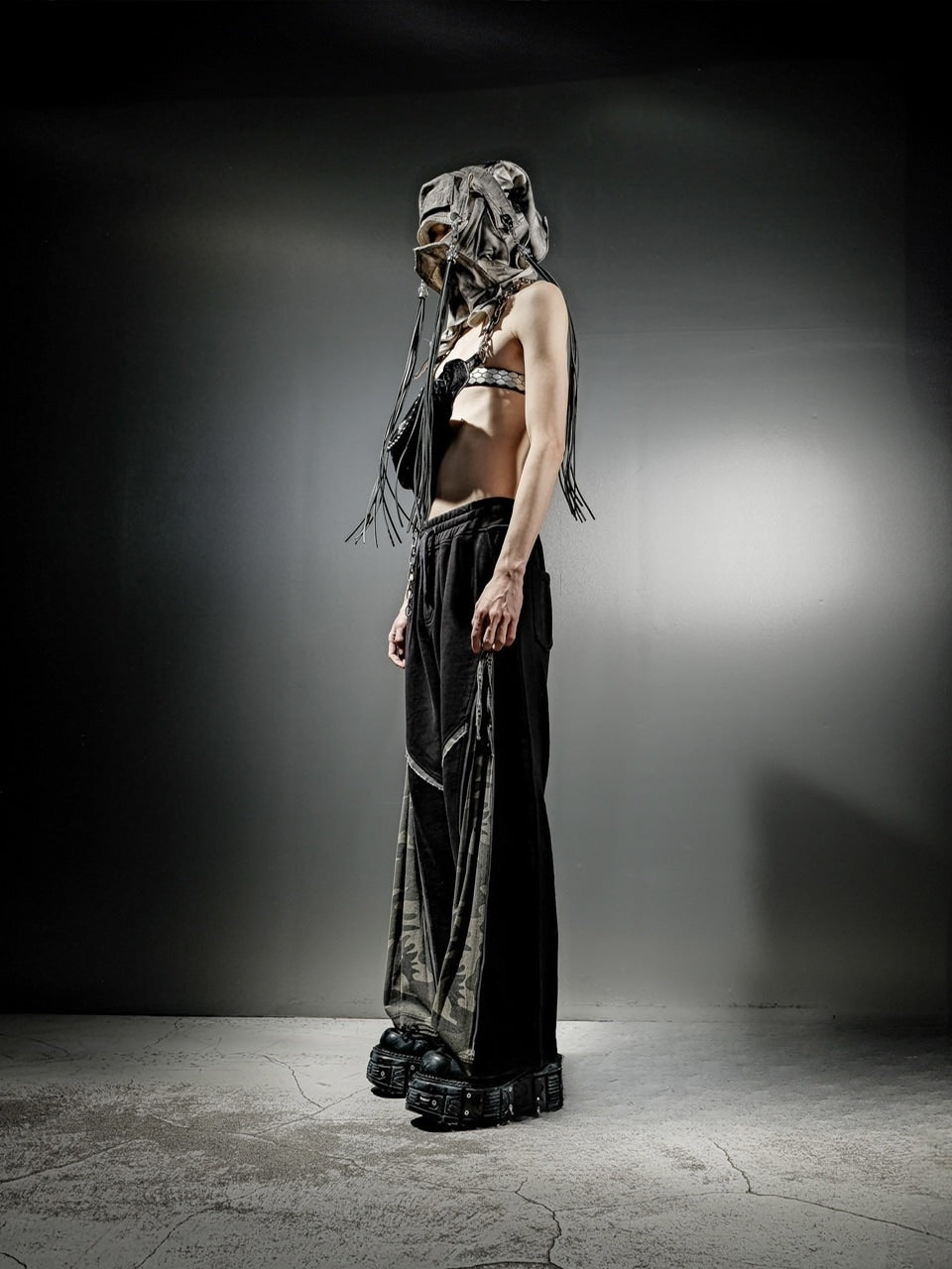 【DIG YOUR OWN GRAVE】SIDE CAMO ZIP SWEAT