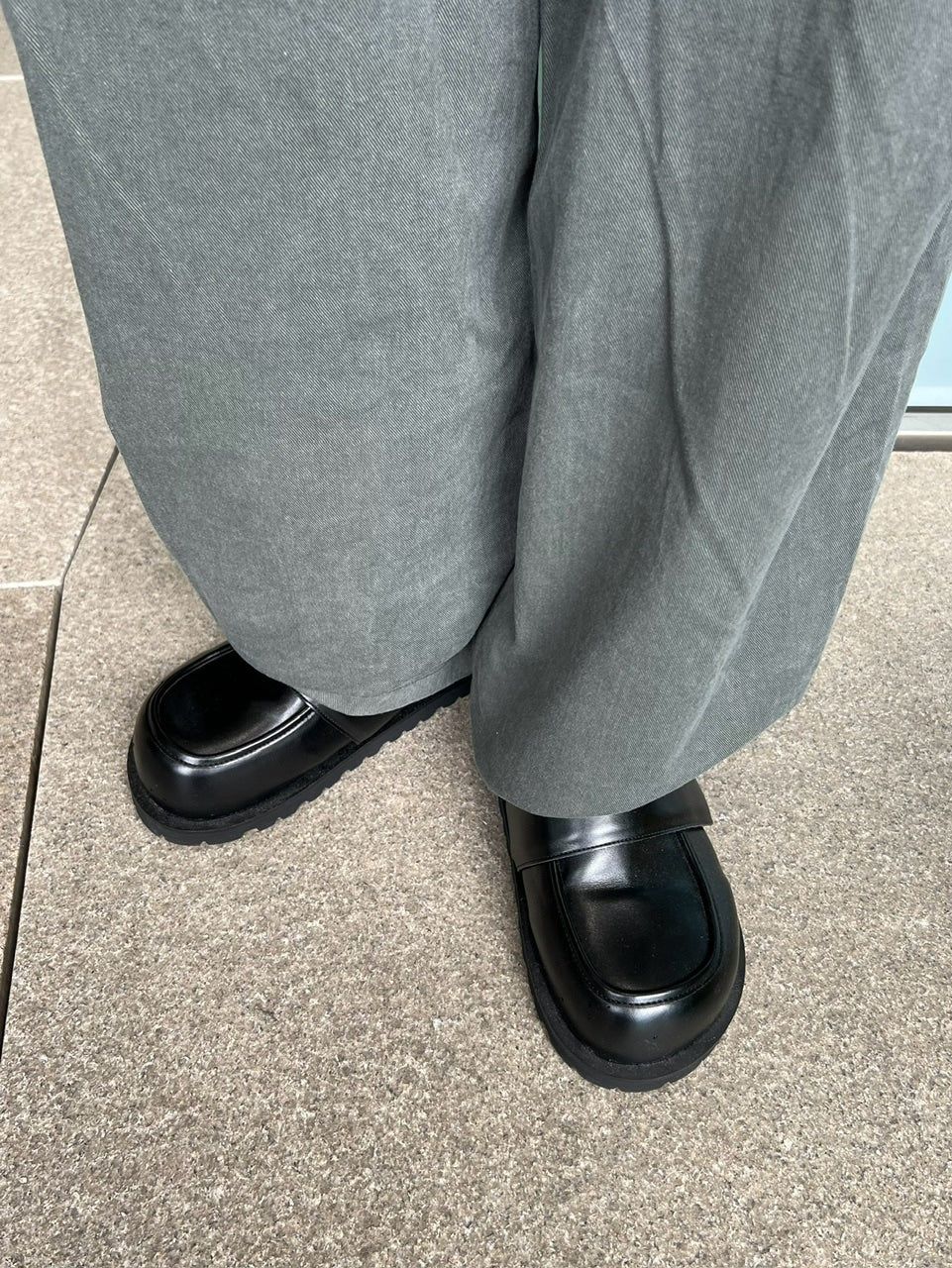 【Chikashitsu +】volume toe loafer like mule