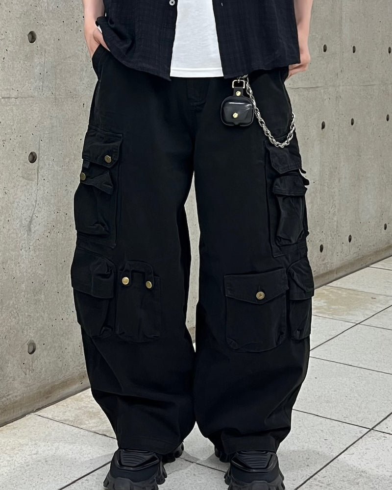 大阪店WEB限定受注制【Chikashitsu +】multi pocket cargo pants (2color)