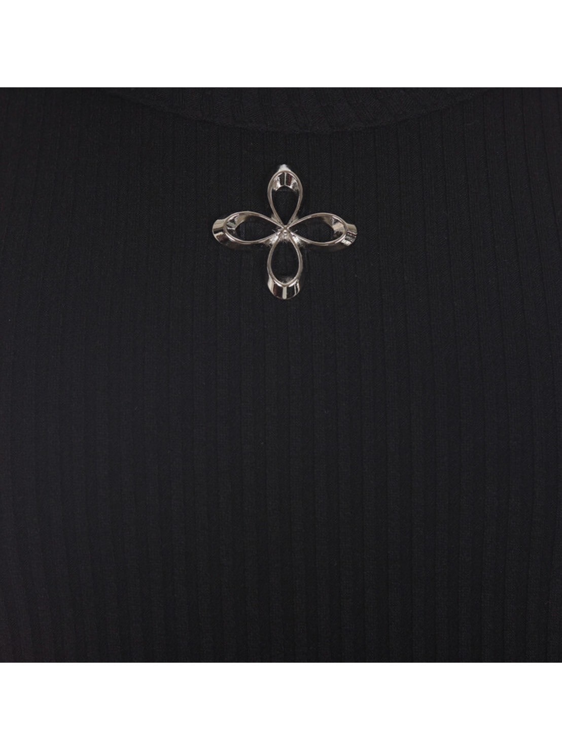 【SURGERY】metal clover logo sleeveless / 【サージェリー】メタルクローバーノースリーブトップス