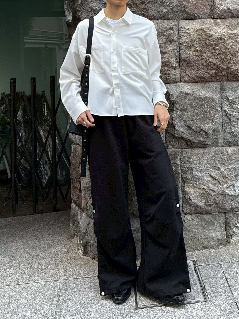 受注制【Chikashitsu +】cropped long sleeve shirt (3color)