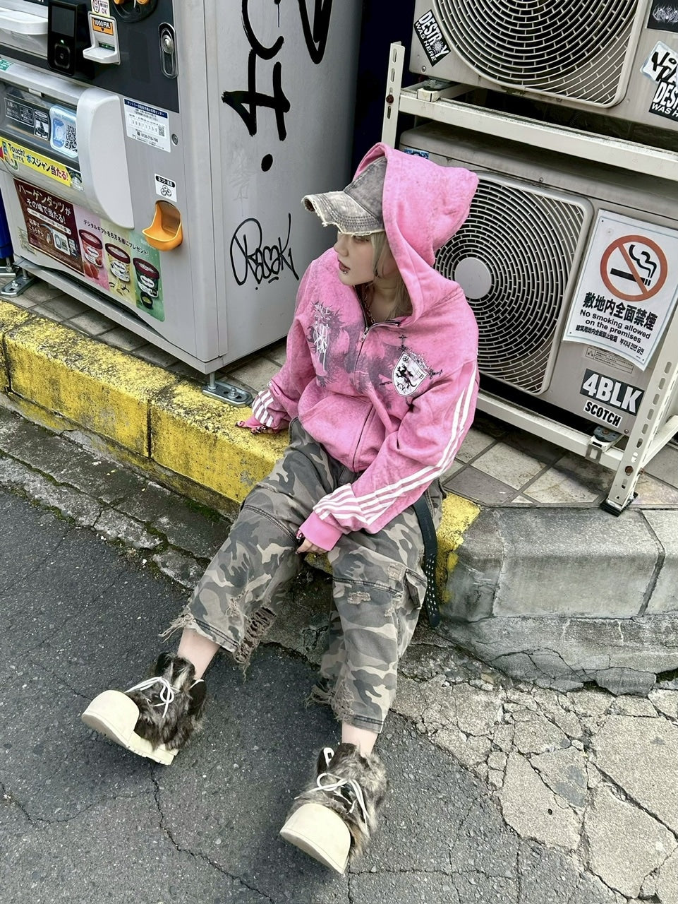 【Never mind the XU】camouflage damage half pants (2color) / 【ネバーマインドザエックスユー】カモフラージュダメージデニムハーフパンツ