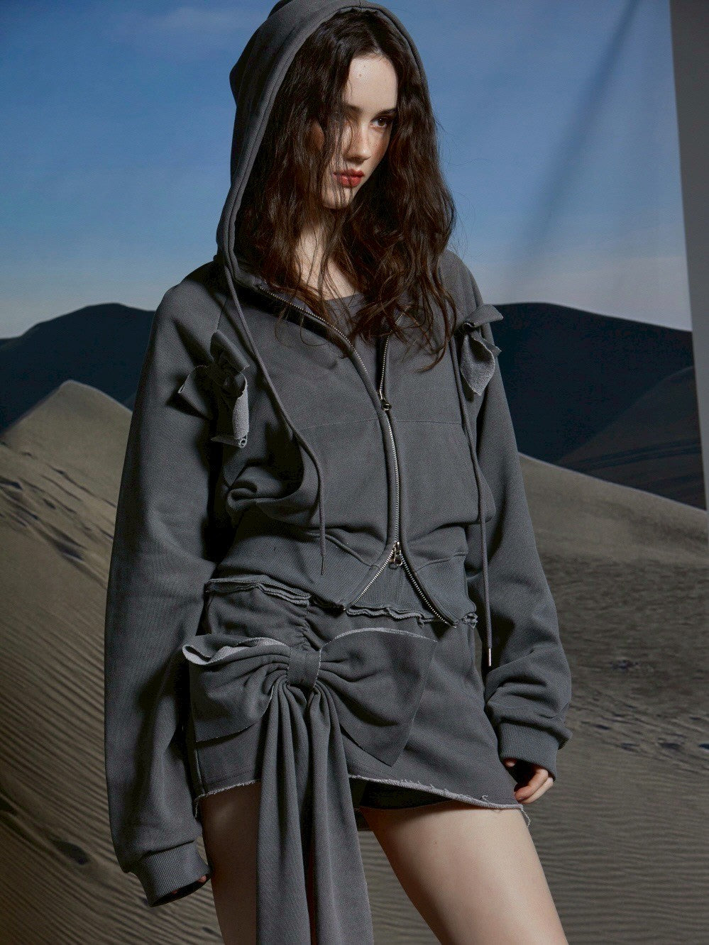 【GATELESS】RIBBON POP ZIPUP HOODIE