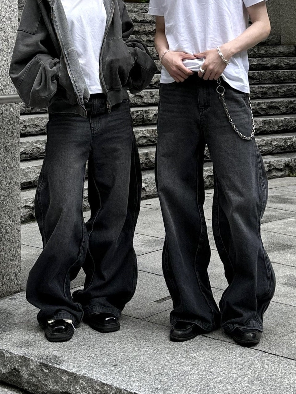 【Chikashitsu +】side wave design denim pants (BLACK)