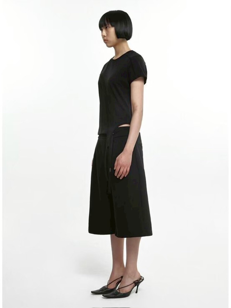 【NACHE】ASYMMETRIC LINE T-SHIRT