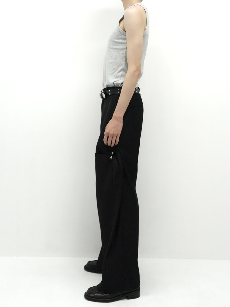 【CS】FLOW FIT DRAPE SLACKS(BLACK)