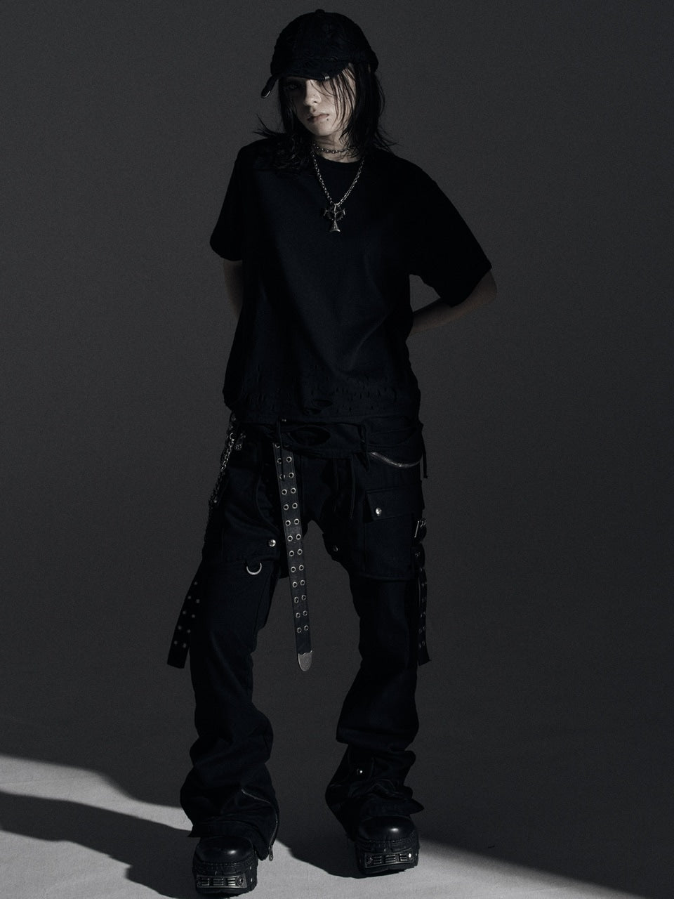 【Rosen Kreuz】BOXY FIT LAYERED DAMAGE TEE