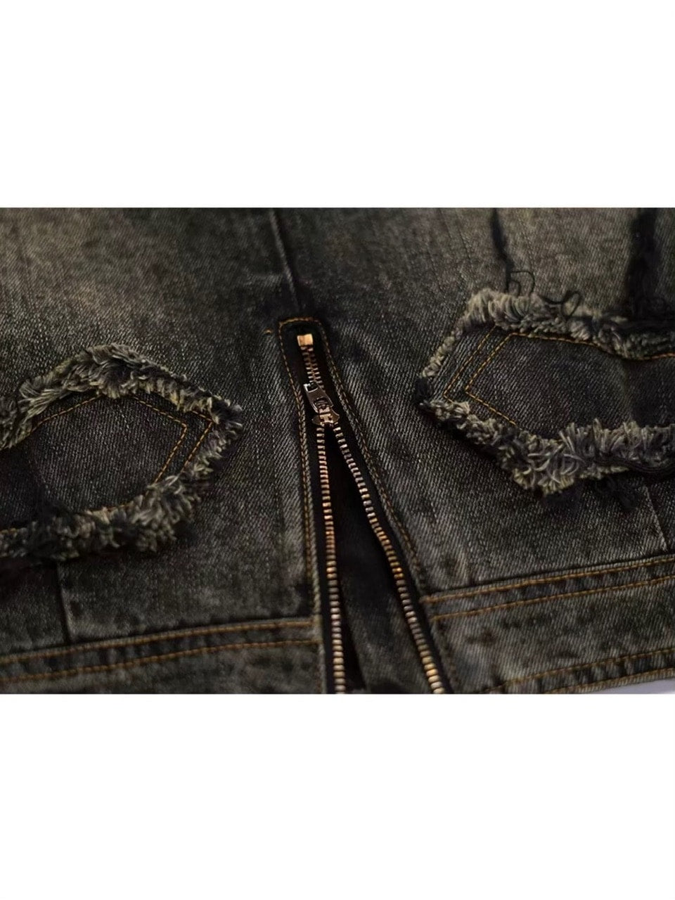 【Cest Nous】Denim Raw Hem Short Skirt