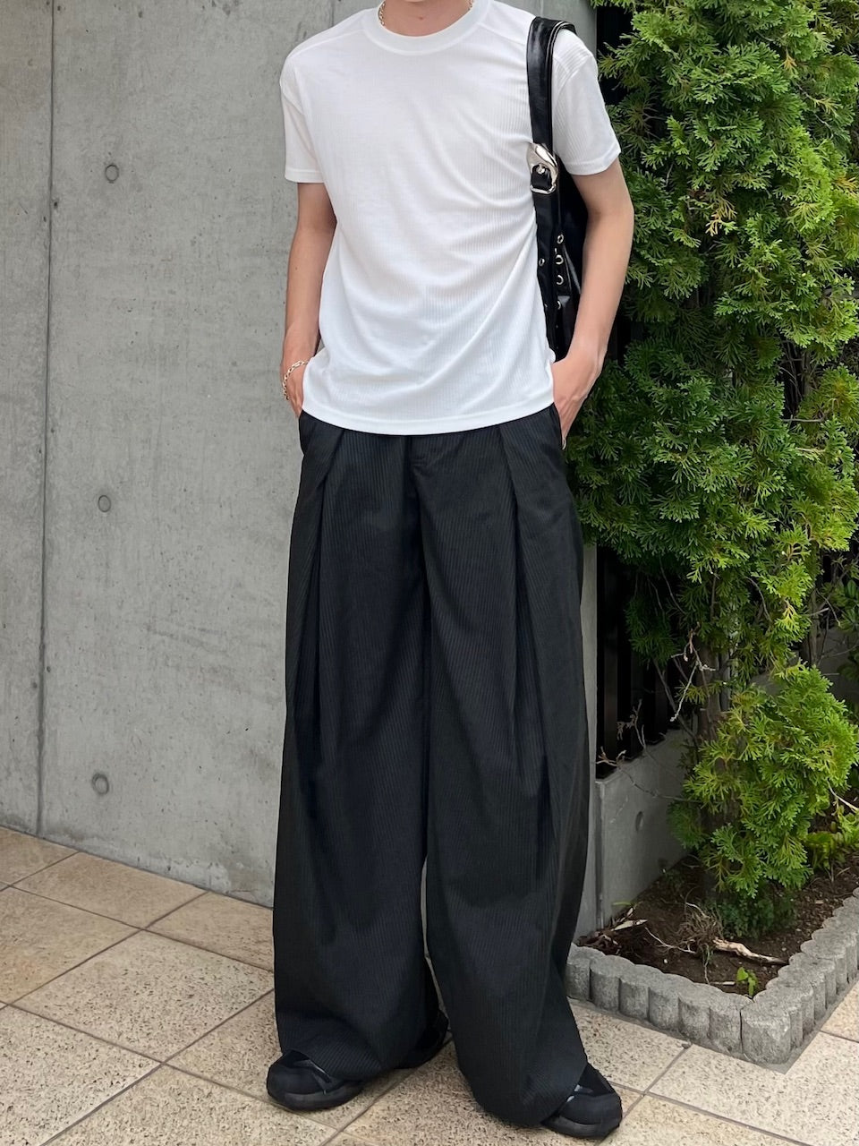 東京店WEB限定受注制【Chikashitsu +】cropped rib knit tee (3color)