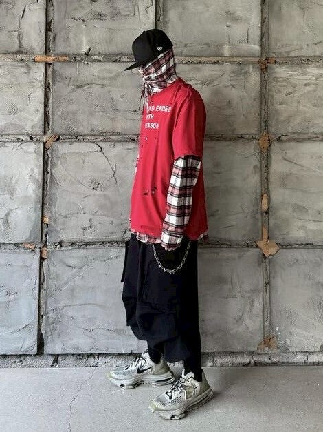 【roaringrad】DAMAGE LETTERING T-SHIRTS / 【ロアリングラド】ダメージロゴ半袖Tシャツ