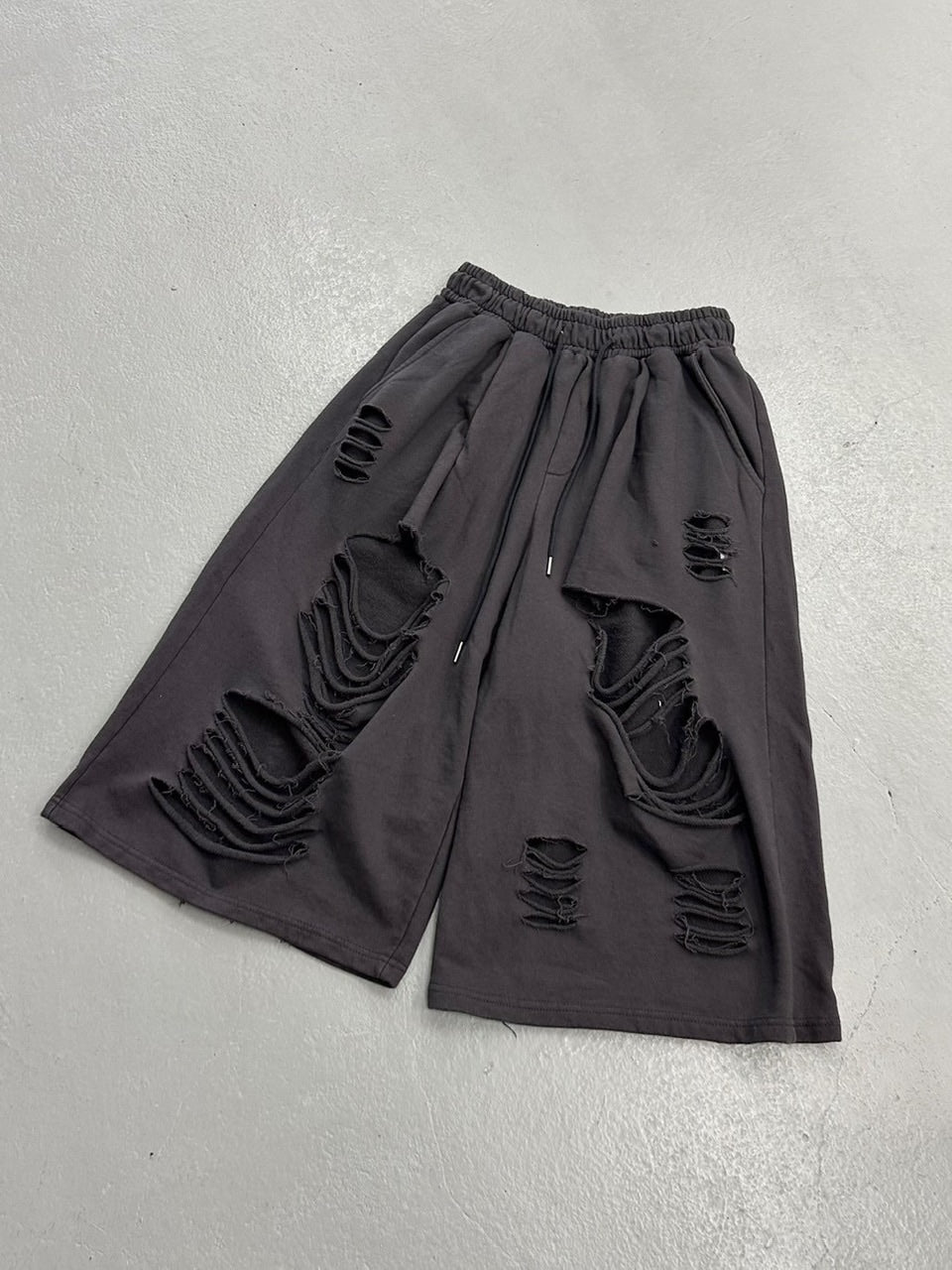 受注制【LUV CODE】damage sweat half pants (3color)