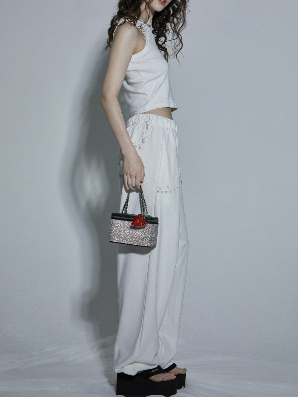 【GATELESS】CHAIN PRINT AMERICAN SLEEVE CROPPED TANK TOP / 【ゲートレス】チェーンプリントアメリカンスリーブクロップドタンクトップ