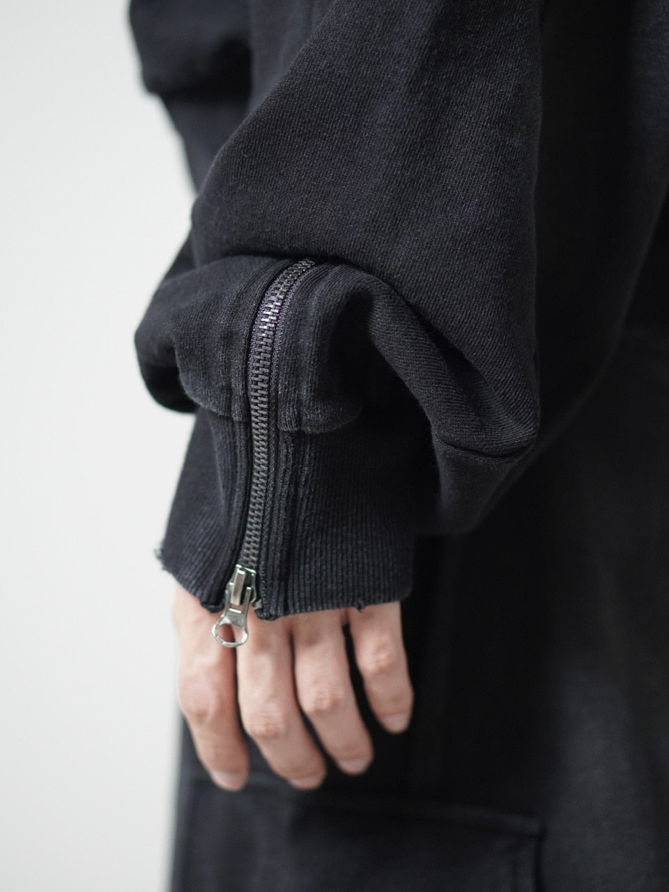 【CHIKASHITSU PLUS HIGH】cropped dirty wash double zip hoodie (wash black) / 【チカシツプラスハイ】クロップドダーティーウォッシュダブルジップパーカー