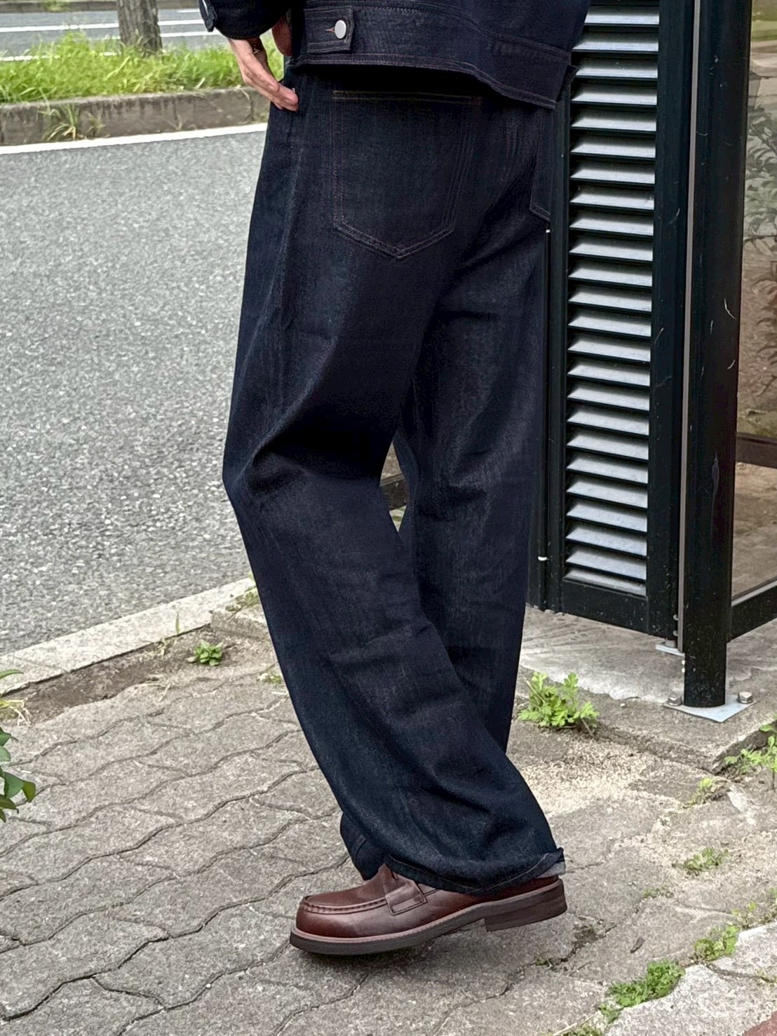 受注制【Chikashitsu +】semi wide rigid denim pants / 【チカシツプラス】セミワイドリジッドデニムパンツ (2color)