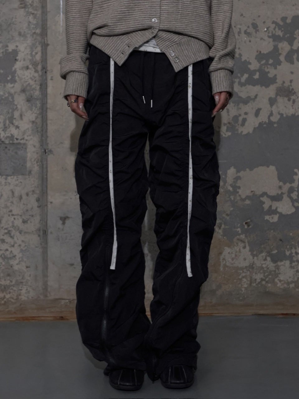 【FANCY CLUB】LOW-RISE NYLON SHIRRING PANTS / 【ファンシークラブ】ローライズナイロンシャーリングパンツ