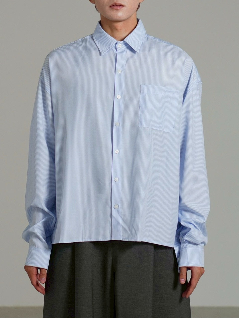 受注制【Chikashitsu +】cropped stripe shirt / 【チカシツプラス】クロップドストライプ長袖シャツ (3color)