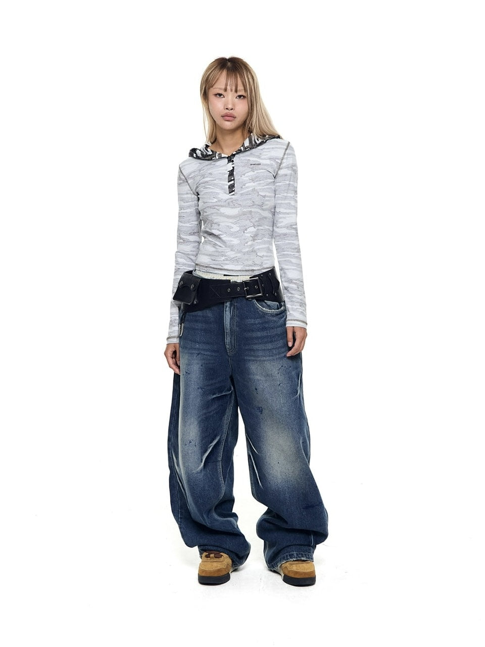 【AAKAM】Paint Washed Denim Pants