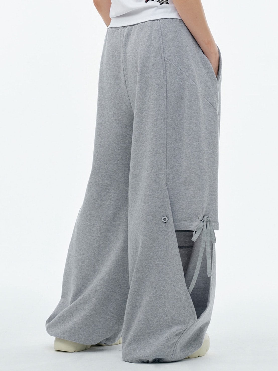 【TUOMIO】DOUBLE LAYERED SWEATPANTS / 【トゥオミオ】ダブルレイヤードスウェットパンツ