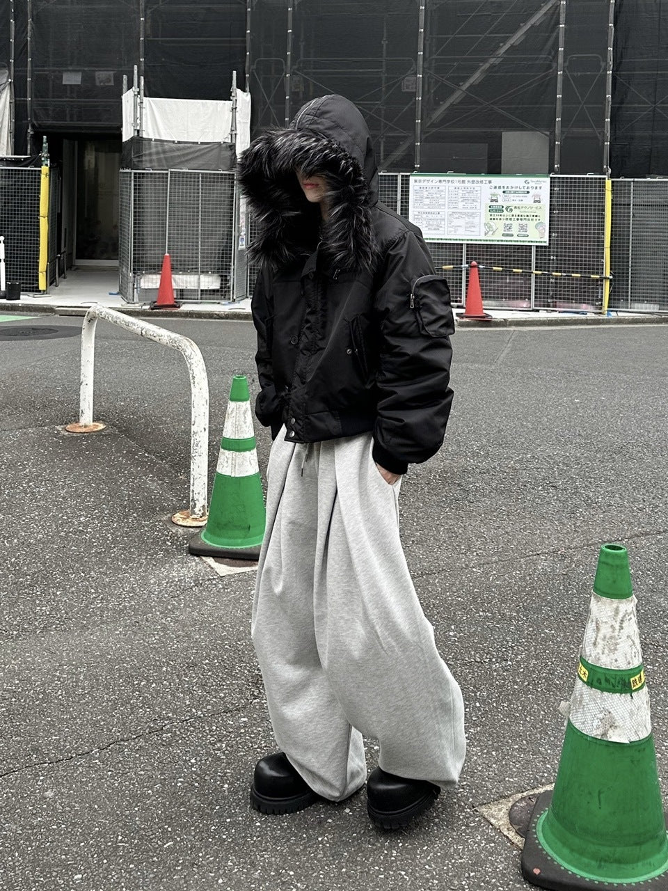 大阪店WEB限定受注制【Chikashitsu +】double tuck balloon sweat pants / 【チカシツプラス】ダブルタックバルーンスウェットパンツ (2color)