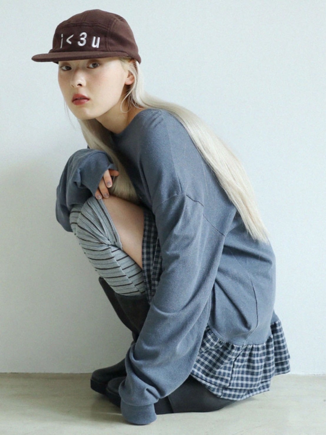 12/21 20:00 再販【Uglyshadow】STAR FRILL LONGSLEEVED T-SHIRT