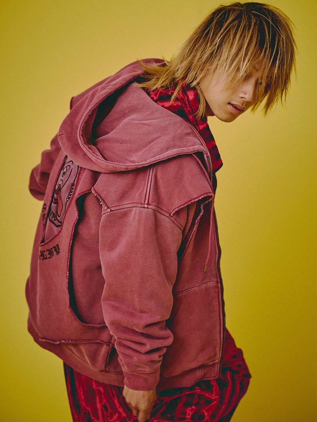 【GALFY】穴の向こうにわんちゃんパーカー