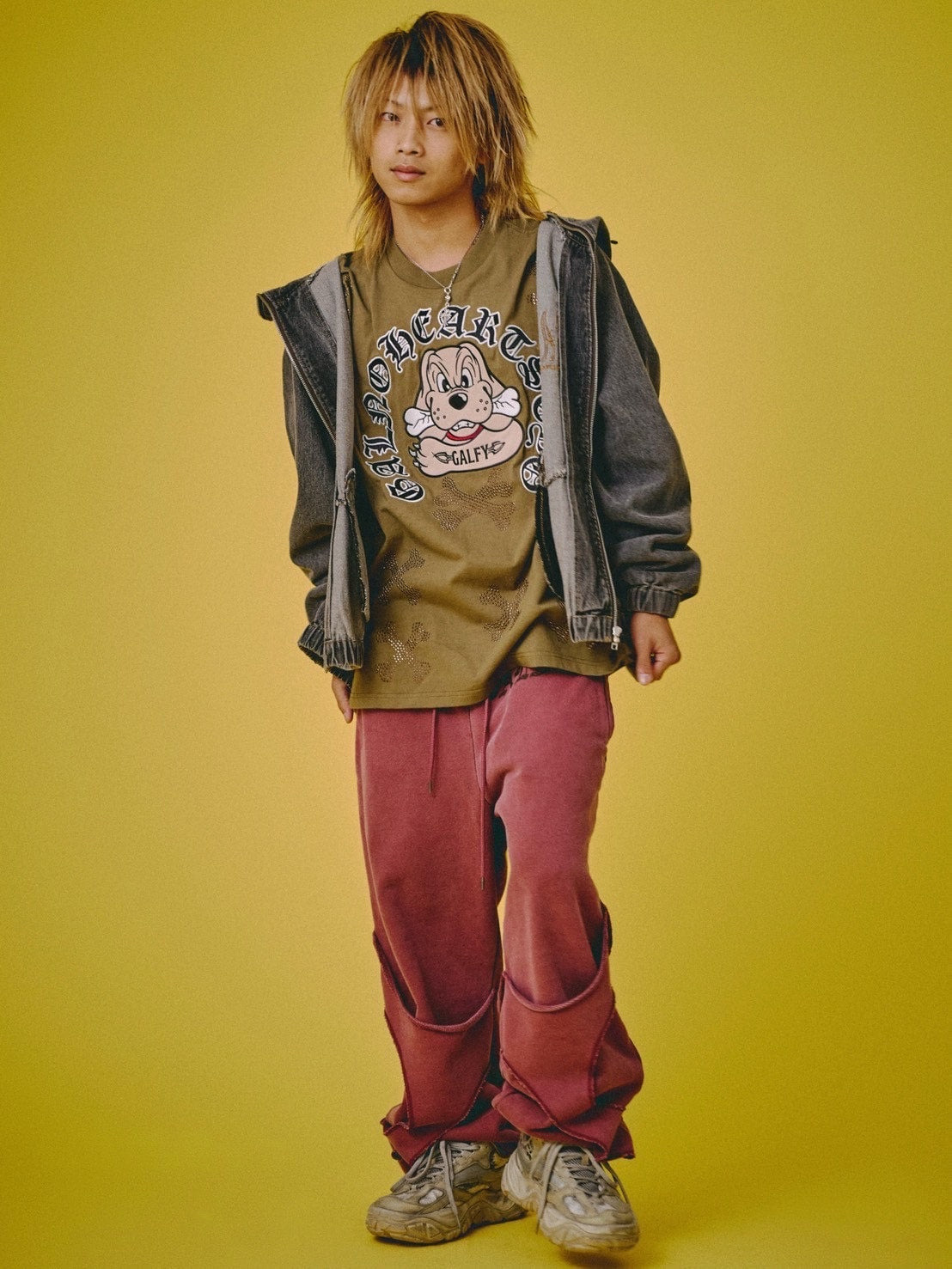 【GALFY】穴の向こうにわんちゃんスウェット