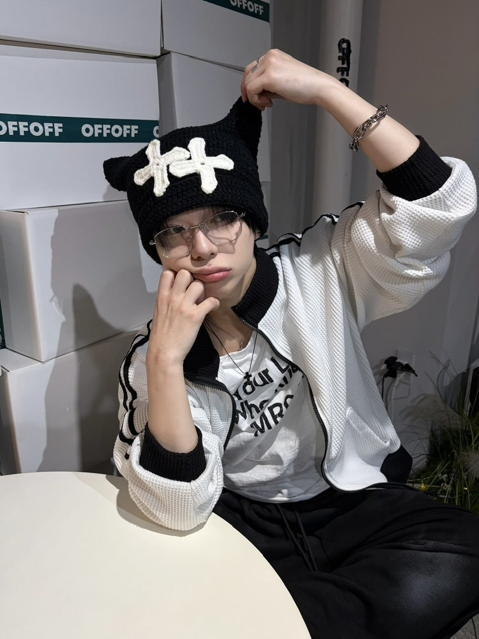 受注制【LUV CODE】raschel knit track jacket (2color)