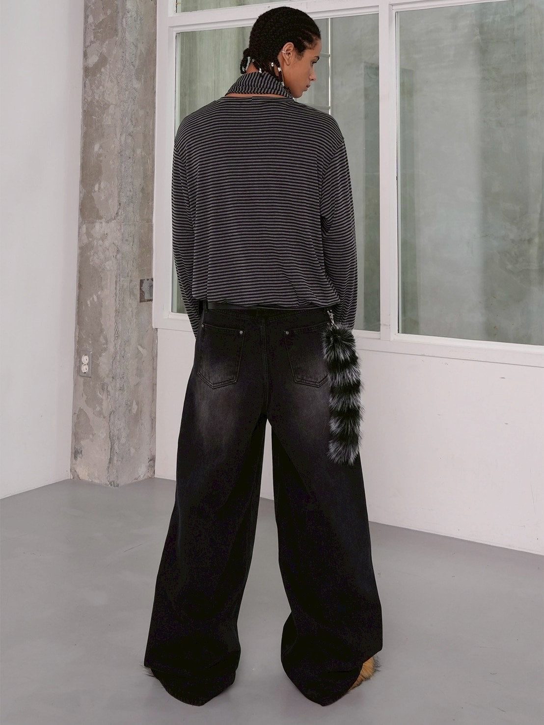 【ESC STUDIO】Drape Scarf T-shirt