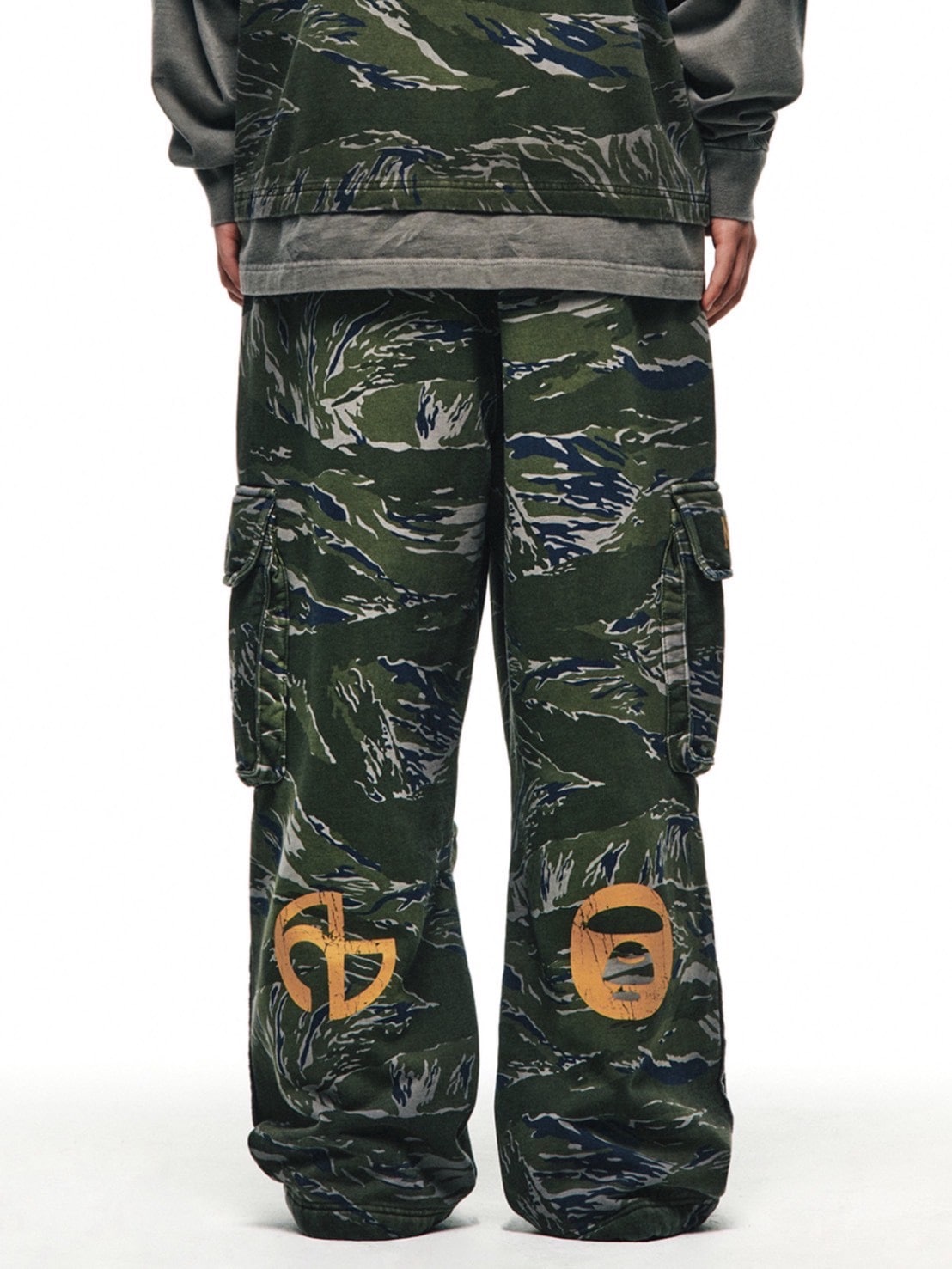 【AAPE X NOMANUAL】AAPE X NOMANUAL SWEATPANTS