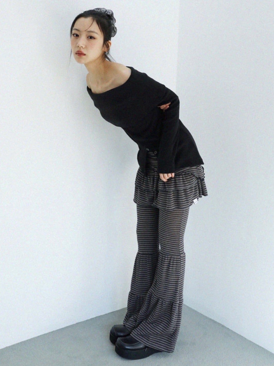 12/21 20:00 発売【Uglyshadow】BURTON KNIT OFF-SHOULDER