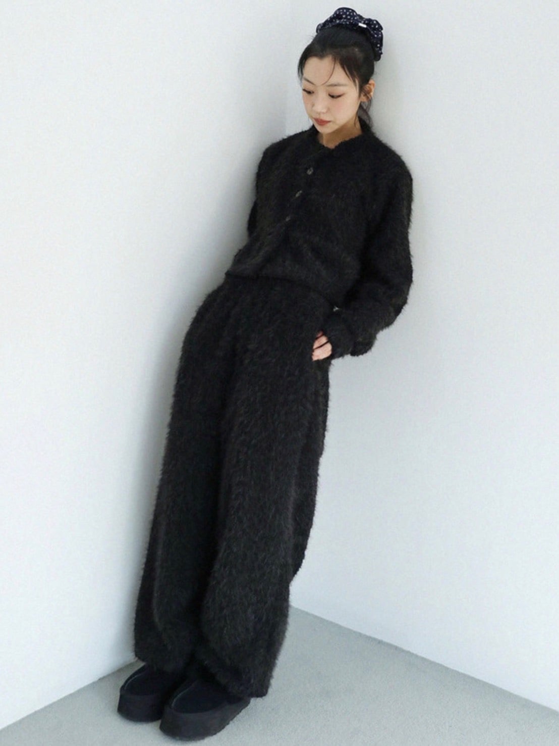 12/21 20:00 発売【Uglyshadow】BOUCLE RUFFLE KNIT CARDIGAN