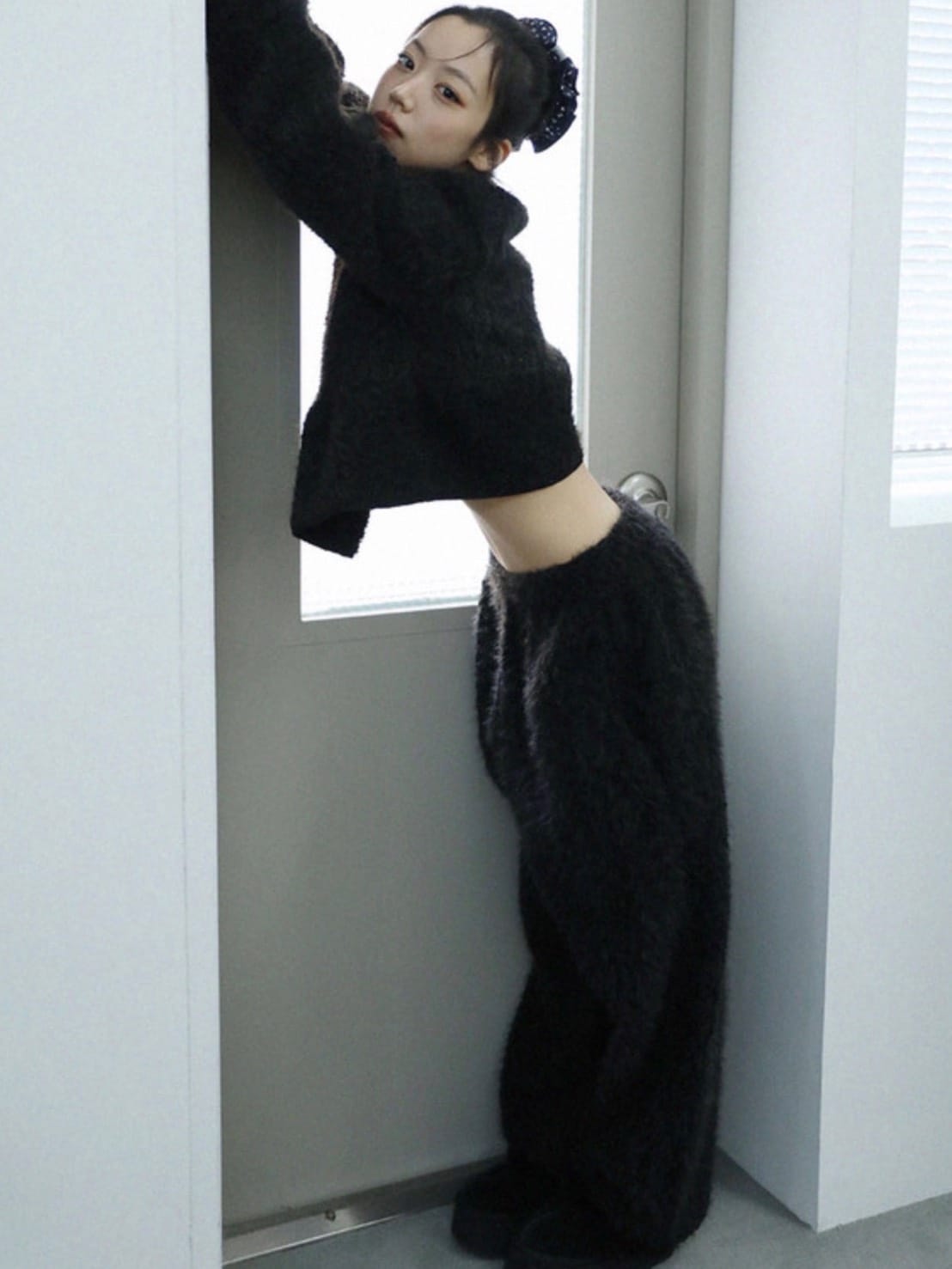 12/21 20:00 発売【Uglyshadow】BOUCLE KNIT WIDEPANTS