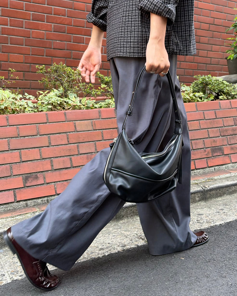 東京店WEB限定受注制【Chikashitsu +】daily hobo bag (2color)