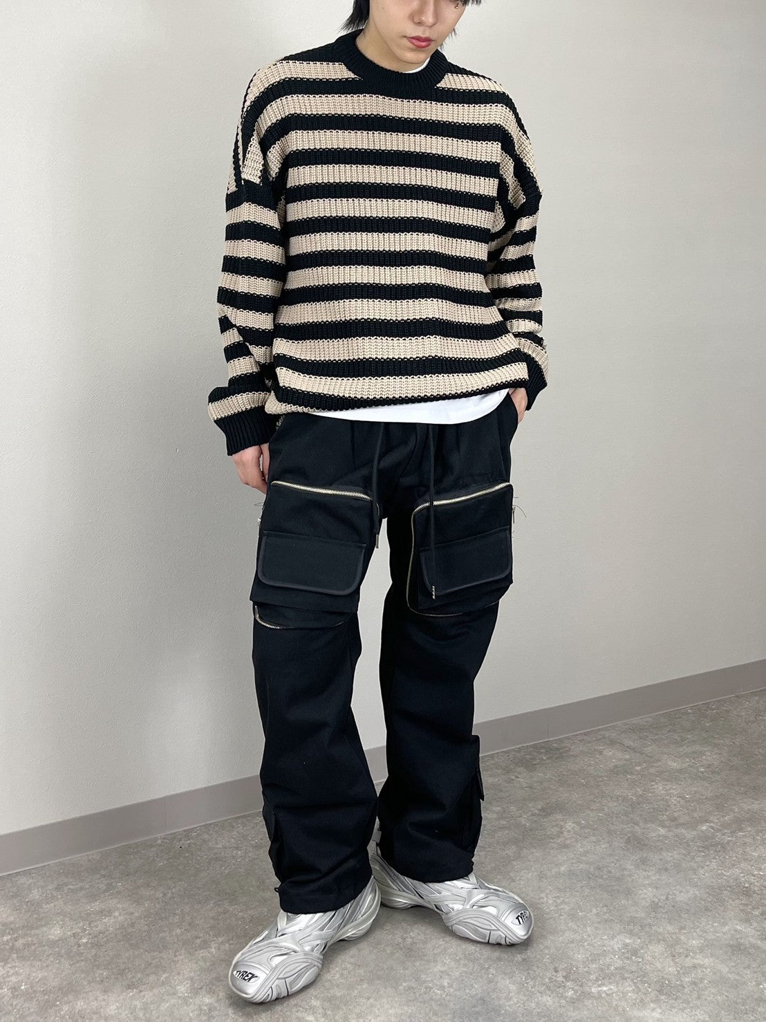 受注制【Chikashitsu +】front pocket design cargo pants (2color)