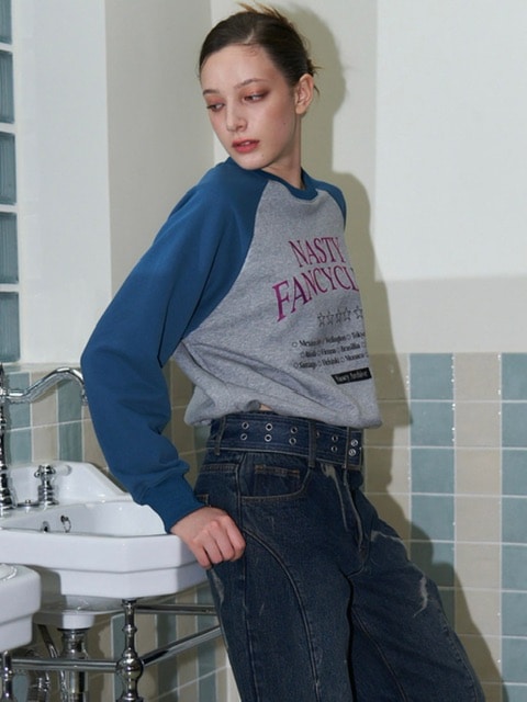 【FANCY CLUB】HELLO WORLD CROP SWEATSHIRT